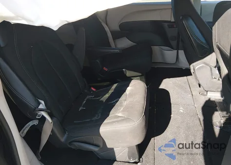 2022 Chrysler Voyager Lx из США, поврежденный, VIN 2C4RC1CG0NR103428